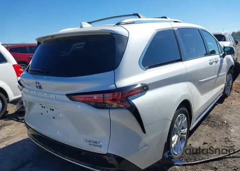 2021 Toyota Sienna Platinum z USA, uszkodzony, nr VIN 5TDESKFC5MS028618